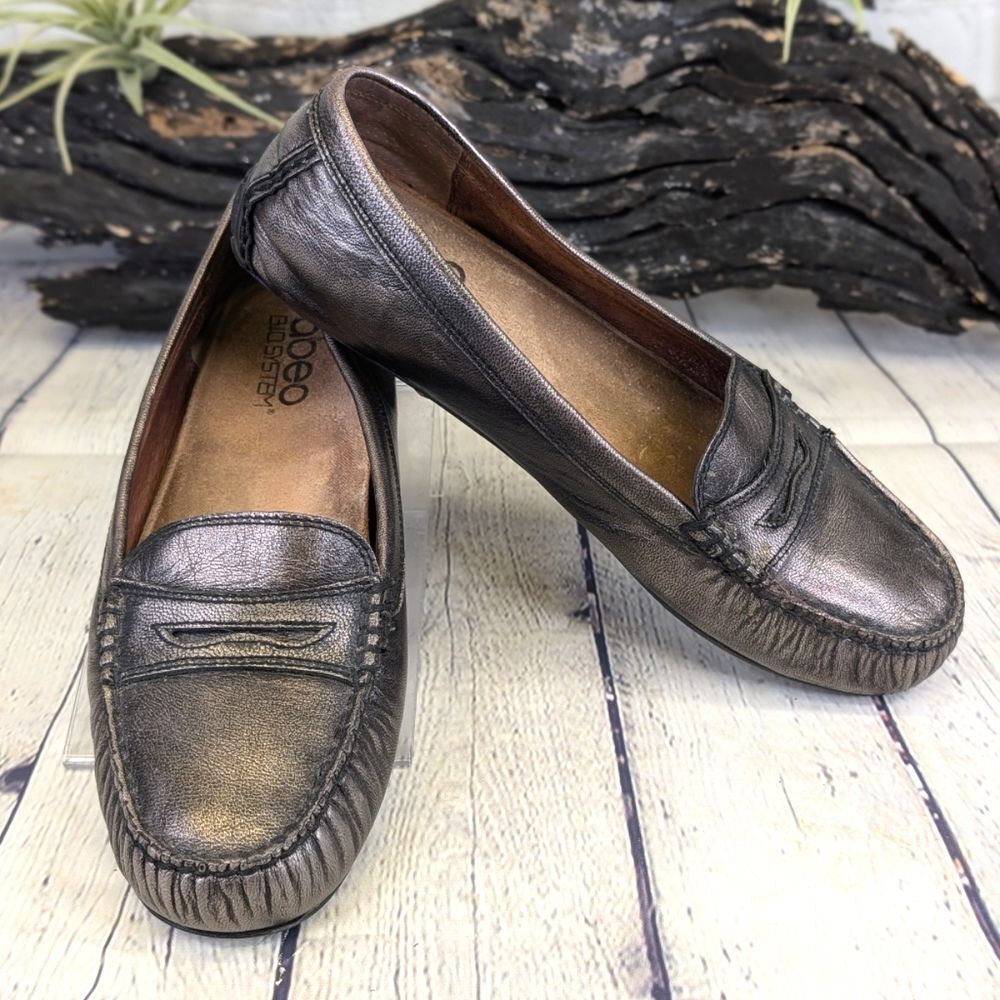 Abeo Metallic Leather Loafers – Size 8N (Narrow)